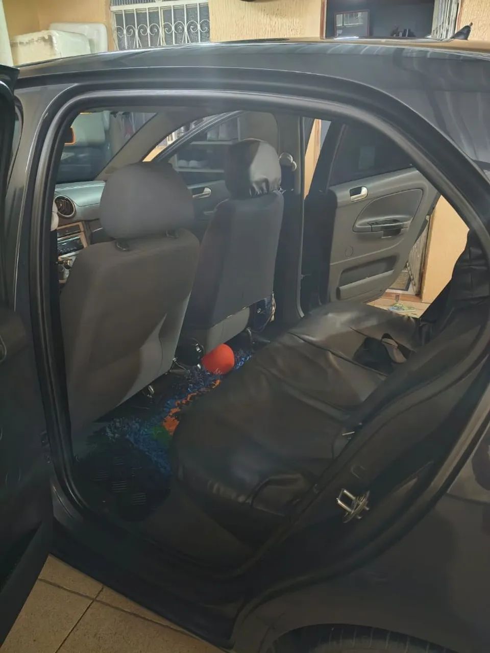 Volkswagen Gol Geração V 1.0 8V MI Total Flex Mec. 4P 2010 photo 5