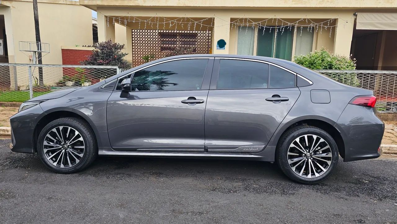 Toyota Corolla Altis 2.0 Flex 16V Aut. 2024