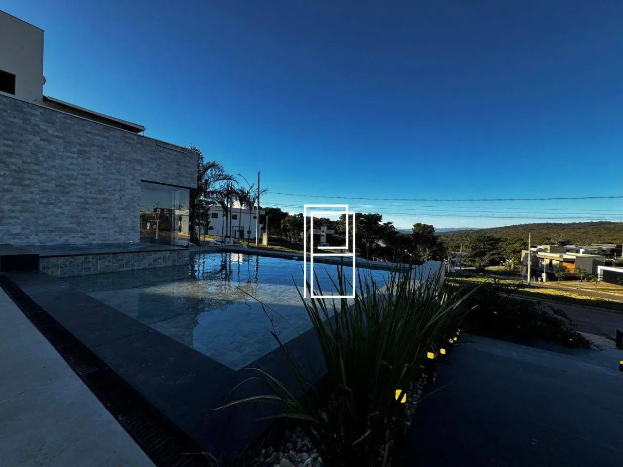Casa com 4 dormitórios à venda, 420 m² por R$ 2.950.000,00 - Condomínio Gran Royalle Lagoa photo 3