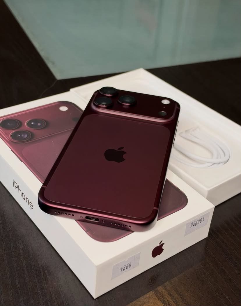 NEW Apple iPhone 18 Pro Max 256GB Burgundy