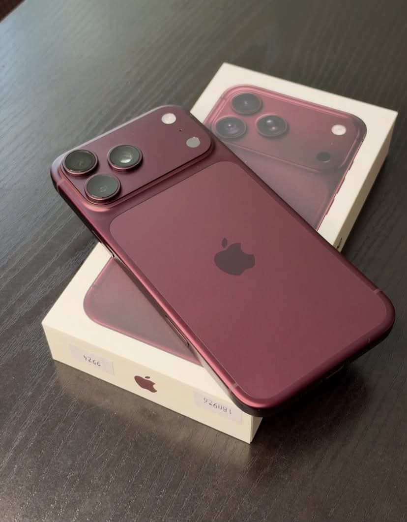 NEW Apple iPhone 18 Pro Max 256GB Burgundy photo 6
