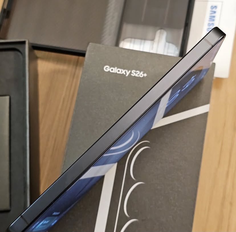 NOVO Samsung Galaxy S26+ 5G (Desbloqueado) 512 GB Dual photo 3