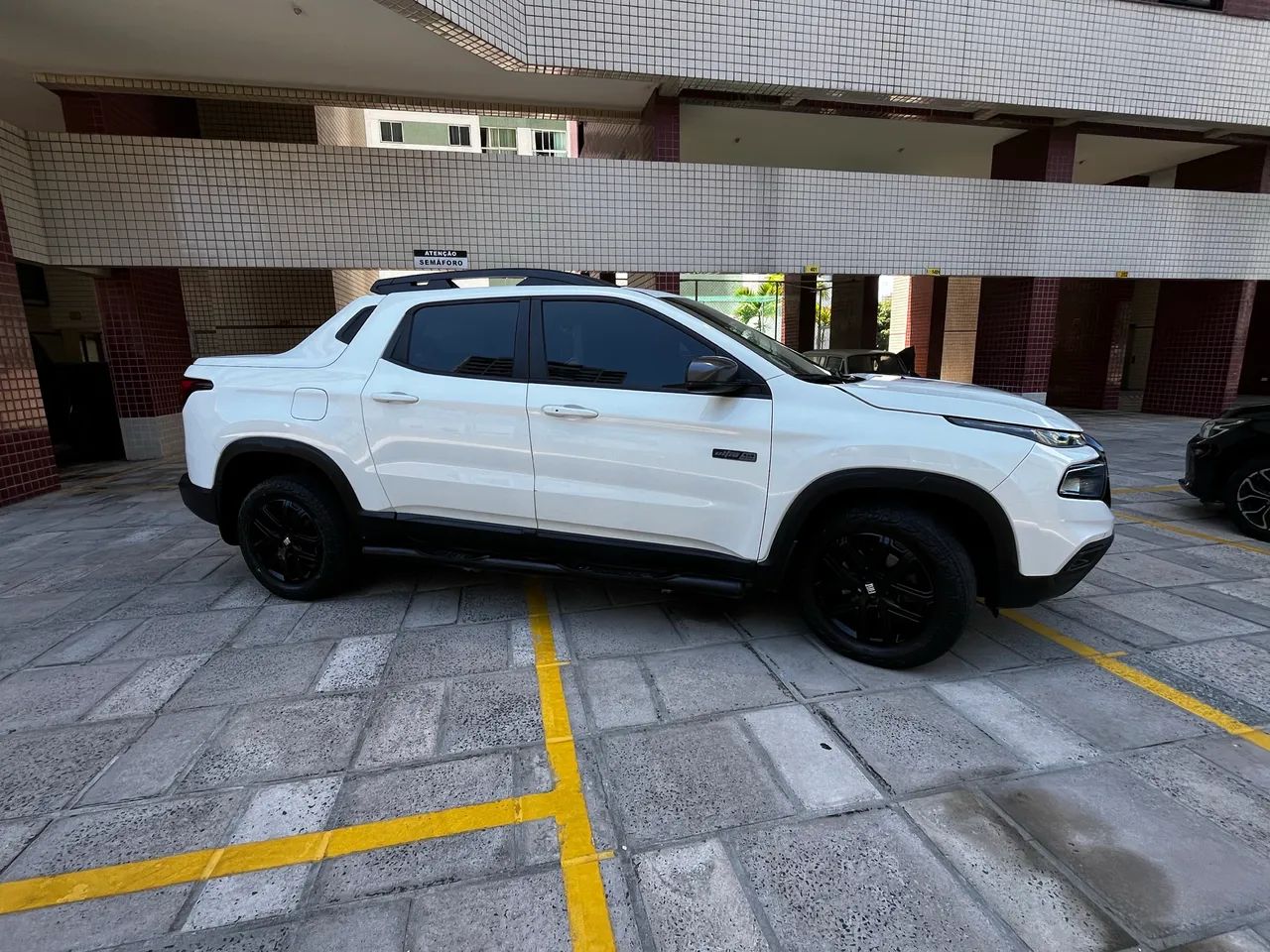 Fiat Toro Ultra 2.0 16V 4X4 Diesel AUT 2022 photo 4