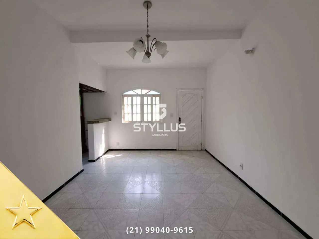 Apartamento Térreo Espaçoso com Quintal e 2 Vagas em Maria da Graça! M44E