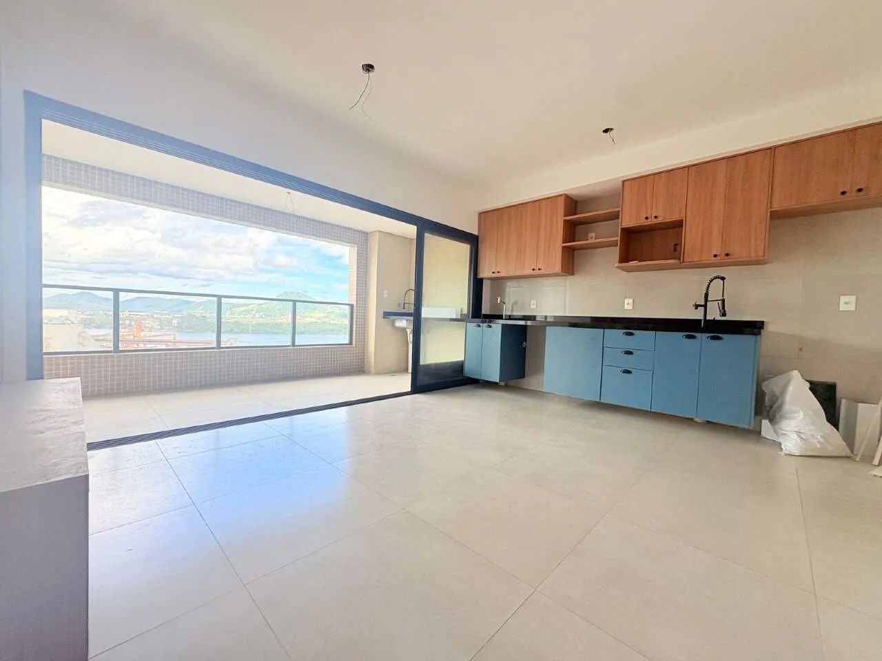 Apartamento locação na Ponta da Praia com Vista Mar  Pronto para Morar photo 5