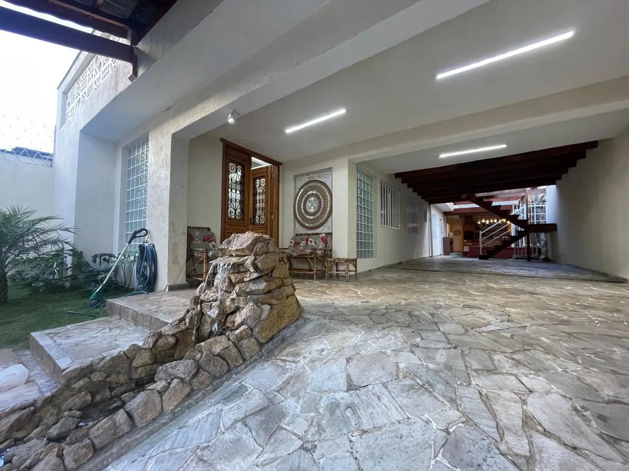 Casa para fins comerciais ou residenciais - Venda (porteira-fechada) /locação - 3 dorms, s photo 1