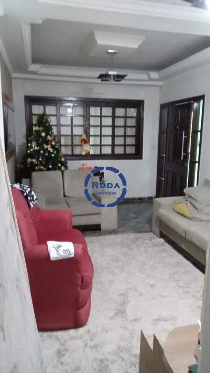 Casa Triplex com 5 dormitórios no Bairro do Marapé, Santos-SP