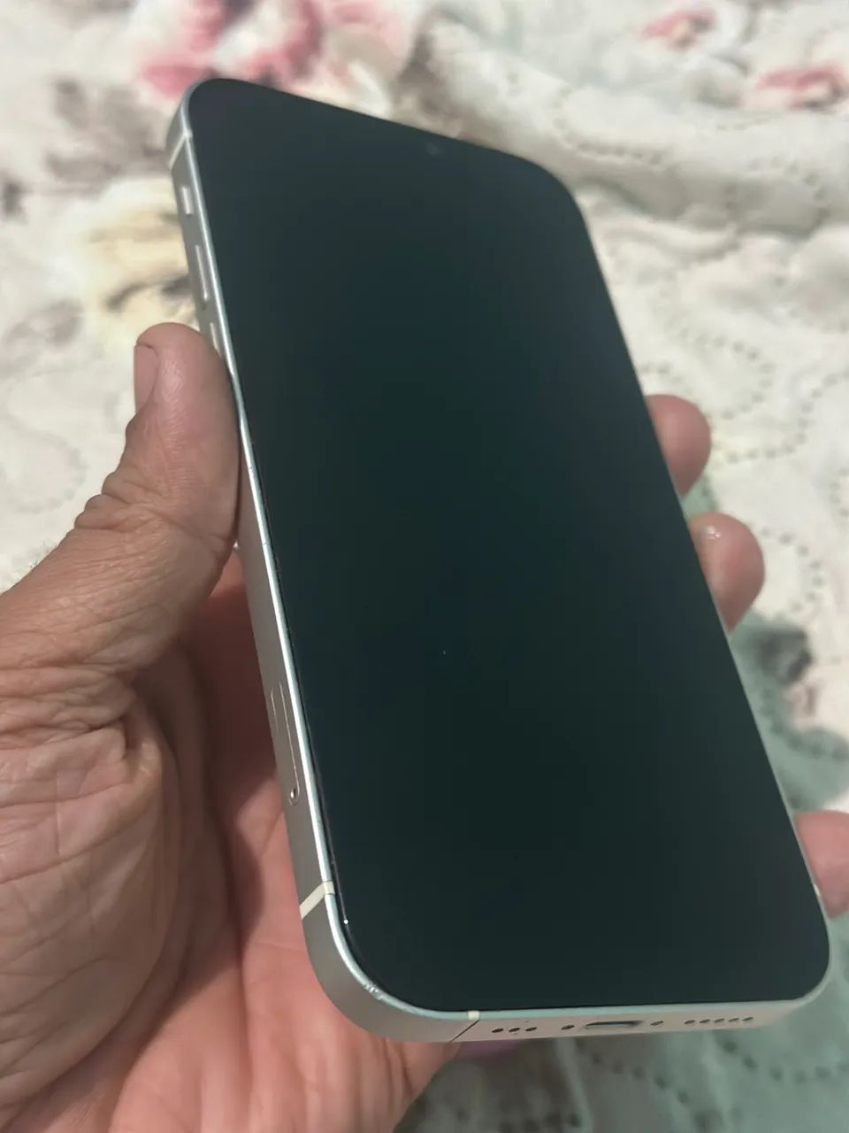 iPhone 12 128GB photo 3